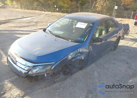 2010 Ford Fusion Se z USA, uszkodzony, nr VIN 3FAHP0HA5AR399412